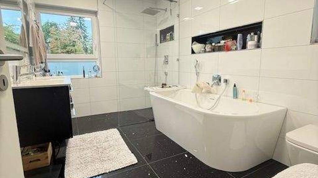 Mehrfamilienhaus zum Kauf 1.350.000 € 13 Zimmer 375 m² 1.100 m² Grundstück Kreutles Oberasbach 90522