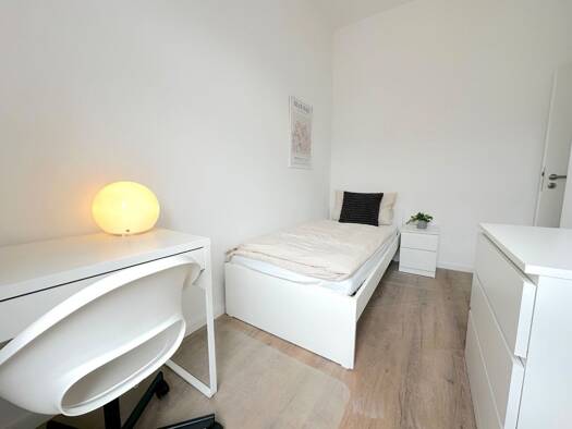 Wohnung zur Miete 600 € 1 Zimmer 28 m² 3. Geschoss frei ab sofort Scheidswaldstraße 19 Ostend Innenstadt IV 60385