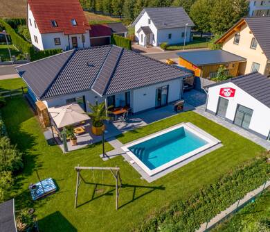 Bungalow zum Kauf provisionsfrei 268.980 € 4 Zimmer 107,8 m² Kienhof Roding 93426