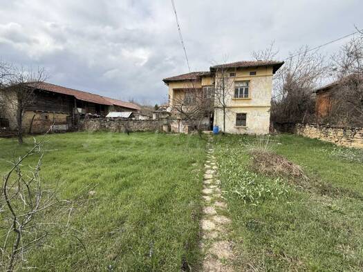 Reihenmittelhaus zum Kauf 37.000 € 5 Zimmer 100 m² Dryanovo