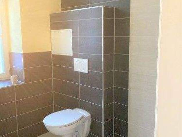 Wohnung zur Miete 273 € 1 Zimmer 42 m² Großschweidnitz 02708