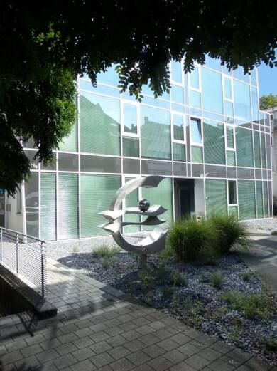 Bürogebäude zur Miete 870 € 3,5 Zimmer 86 m² Bürofläche Singen Singen (Hohentwiel) 78224