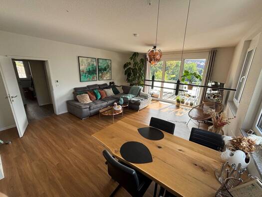 Wohnung zur Miete 1.590 € 4 Zimmer 120 m² Geschoss 1/2 frei ab 01.03.2026 Lengfeld Würzburg 97076