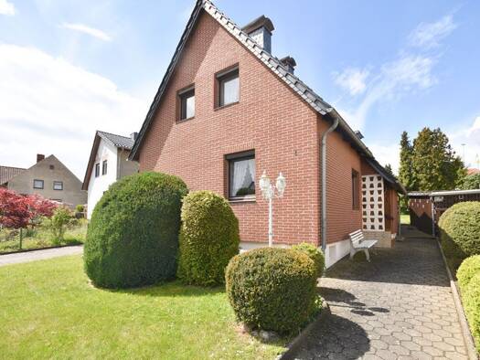 Einfamilienhaus zum Kauf 165.000 € 4 Zimmer 102 m² 580 m² Grundstück Schöningen Schöningen 38364