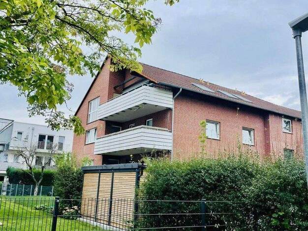 Wohnung zum Kauf provisionsfrei 280.000 € 4 Zimmer 111 m² 2. Geschoss frei ab 01.03.2026 Neustadt Neustadt am Rübenberge 31535