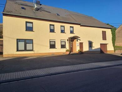 Haus zum Kauf provisionsfrei 230.000 € 6 Zimmer 149 m² 821 m² Grundstück Walburgastraße 26 Geizenburg Pluwig 54316