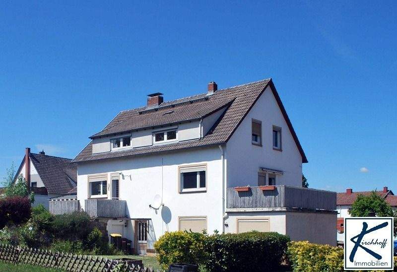 Immobilie in Bad Harzburg - Attraktives Wohnhaus mit 3 Wohneinheiten, Garten und Stellplätzen - mit Blick auf die Harzberge in Bad Harzburg (Ortsteil), ideal für Familien und Kap - Bild 0
