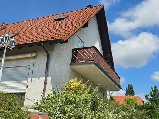 Doppelhaushälfte zum Kauf 299.000 € 5 Zimmer 136 m² 325 m² Grundstück Biesnitz Görlitz 02827