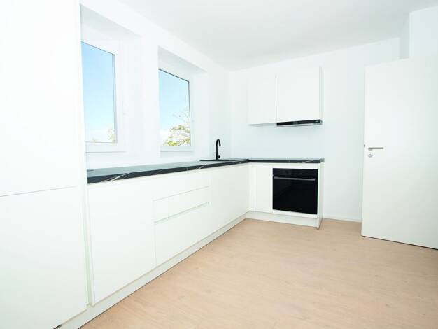Wohnung zur Miete - Erstbezug 1.150 € 4 Zimmer 94 m² EG frei ab sofort Sulzburgstraße 40 Oberlenningen Lenningen 73525