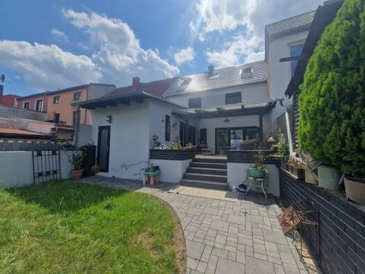 Einfamilienhaus zur Miete 1.700 € 6 Zimmer 140 m² 136 m² Grundstück frei ab sofort Rathenow 14712