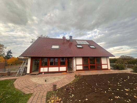 Einfamilienhaus zum Kauf 395.000 € 10 Zimmer 188 m² 724 m² Grundstück Sundhausen 99947