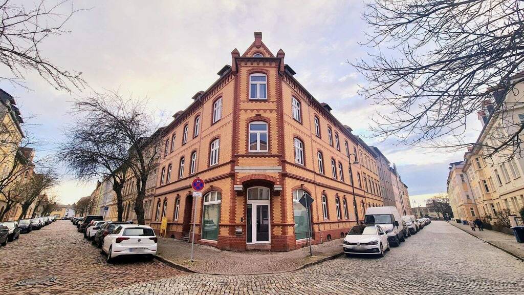 WG-Zimmer zur Miete 450 € 3 Zimmer 83 m² frei ab sofort Aribertstraße 31 Köthen 06366