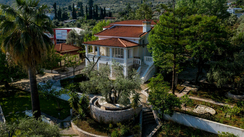 Einfamilienhaus zum Kauf 1.070.000 € 5 Zimmer 250 m² 2.000 m² Grundstück Eubia