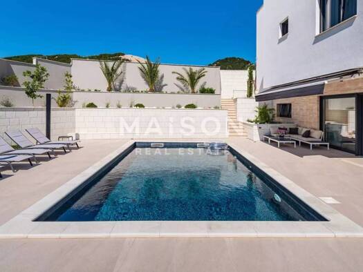 Haus zum Kauf 1.090.000 € 8 Zimmer 300 m² Banjol, Rab Rab
