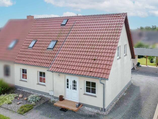 Doppelhaushälfte zum Kauf 245.000 € 4 Zimmer 114,2 m² 471,2 m² Grundstück Tribsees 18465