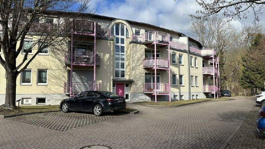 Studio zur Miete 330 € 1 Zimmer 38,6 m² Inselsbergstr.4c Sundhausen Gotha 99867