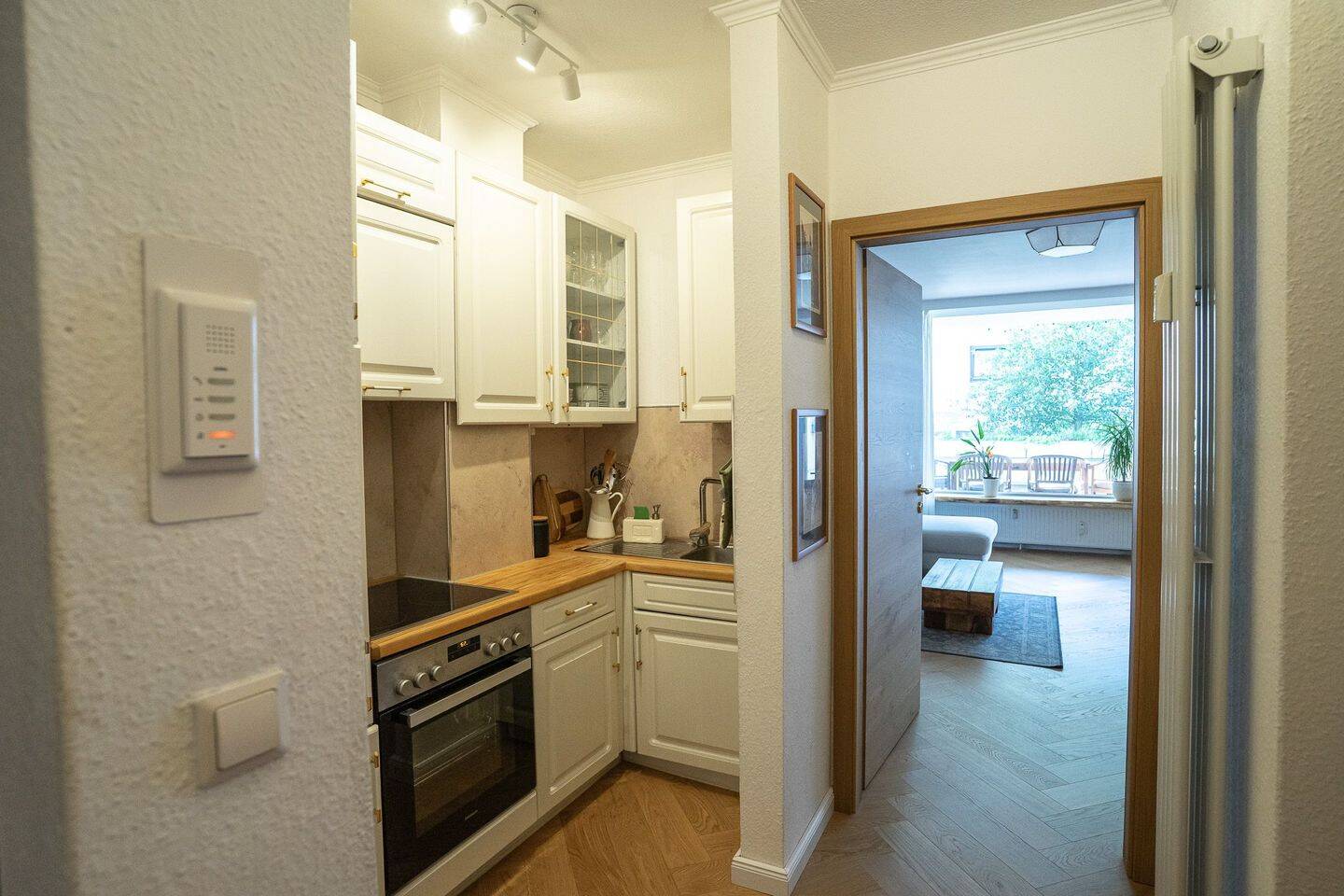 Stilvolle 1-Zimmer-Wohnung mit Terrasse in begehrter Lage von Schwachhausen – Bremen – Vorschaubild 8