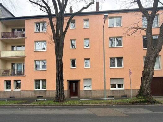 Mehrfamilienhaus zum Kauf als Kapitalanlage geeignet 1.250.000 € 930 m² 670 m² Grundstück Dießem/Lehmheide Krefeld 47805