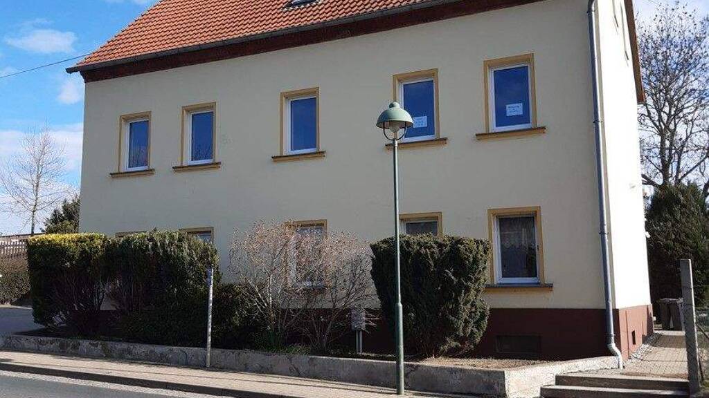 Mehrfamilienhaus zum Kauf 135.000 € 15 Zimmer 215 m² 350 m² Grundstück Döbelner Str. 56 Rhäsa Nossen / Rhäsa 01683