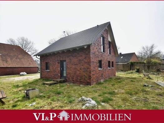 Einfamilienhaus zum Kauf 329.000 € 5 Zimmer 130 m² 904 m² Grundstück Strackholt Großefehn 26629