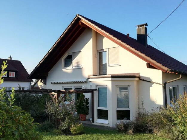 Einfamilienhaus zum Kauf provisionsfrei 649.000 € 9 Zimmer 184 m² 521 m² Grundstück Neuffen Neuffen 72639