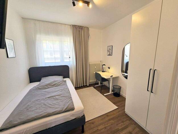 WG-Zimmer zur Miete Wohnen auf Zeit 600 € 11 m² 3. Geschoss frei ab 15.01.2026 Röderbergweg 3. OGli Ostend Frankfurt am Main 60314