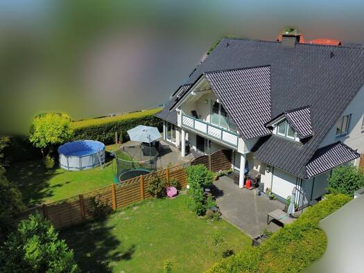 Haus zum Kauf 699.000 € 7 Zimmer 296 m² 760 m² Grundstück Wieselweg 19 Sandkrug III Hatten 26209