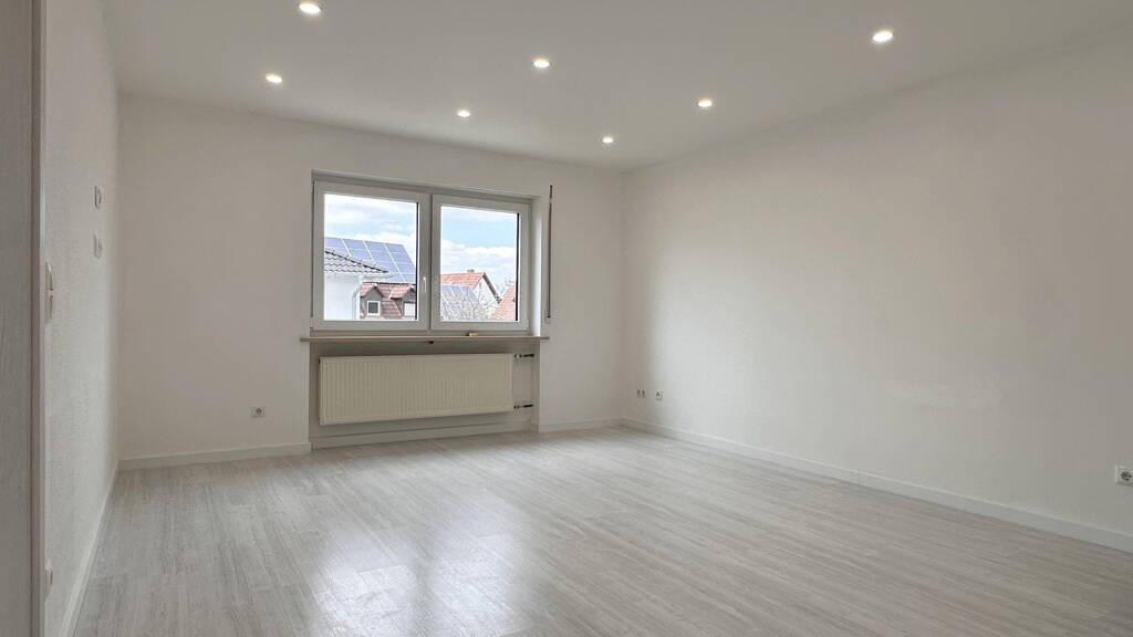 Wohnung zur Miete 1.390 € 4 Zimmer 100 m² 1. Geschoss Moosburg Moosburg a. d. Isar 85368