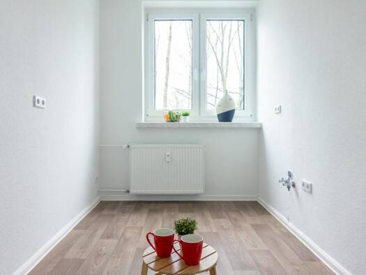 Wohnung zur Miete 361 € 3 Zimmer 70,9 m² 2. Geschoss frei ab 01.01.2027 Bernsdorfer Straße 103 Bernsdorf Bernsdorf 09126