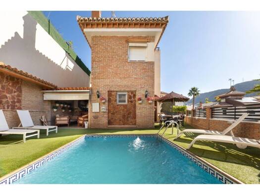 Chalet zum Kauf 640.000 € 6 Zimmer 257 m² 250 m² Grundstück Granada 18008