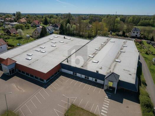 Lagerhalle zum Kauf 290.000 € 2.200 m² Lagerfläche Sermuth Colditz 04680