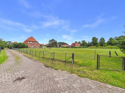 Mehrfamilienhaus zum Kauf 275.000 € 9 Zimmer 233,5 m² 4.968 m² Grundstück Haßbergen 31626
