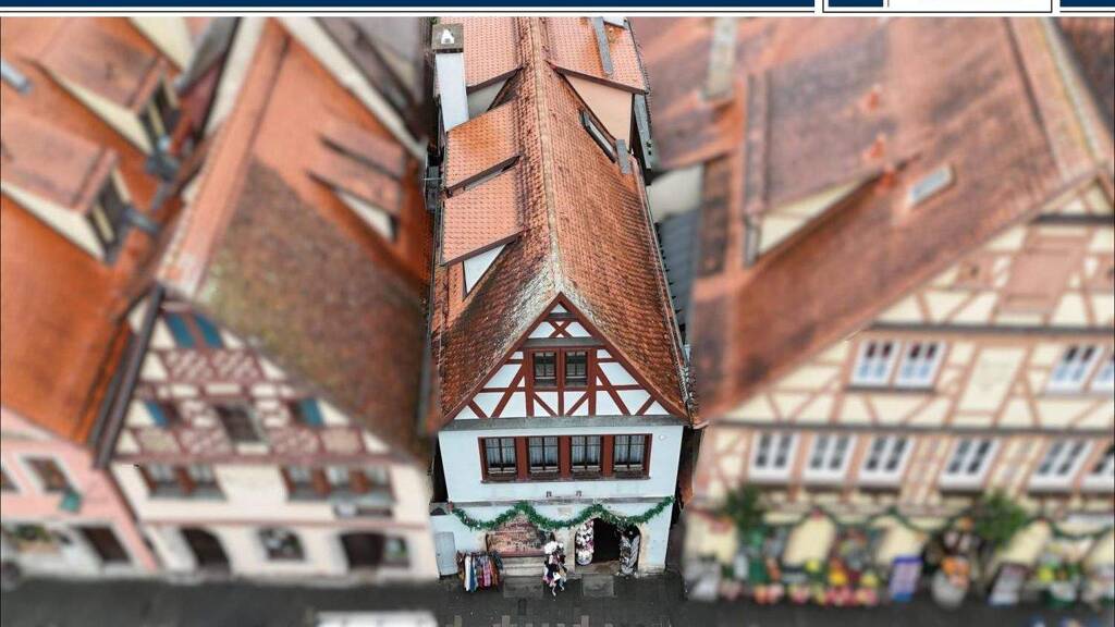 Haus zum Kauf 800.000 € 5 Zimmer 211,3 m² 209 m² Grundstück Rothenburg 91541