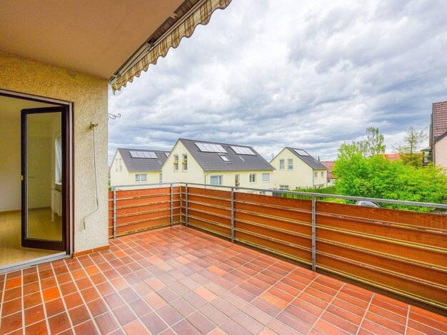 Wohnung zum Kauf 400.000 € 4 Zimmer 98,3 m² 1. Geschoss frei ab sofort Wolle-Kriwanek-Straße 11 Stammheim Stuttgart 70439