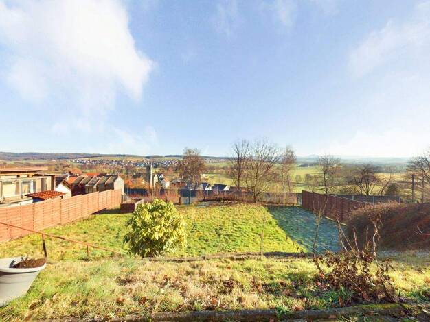 Doppelhaushälfte zum Kauf 329.000 € 5 Zimmer 180 m² 930 m² Grundstück Steinau Petersberg 36100