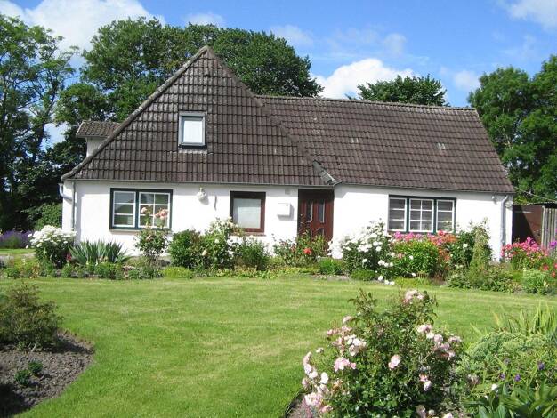 Einfamilienhaus zum Kauf provisionsfrei 329.000 € 7 Zimmer 180 m² 4.980 m² Grundstück Hemme 25774