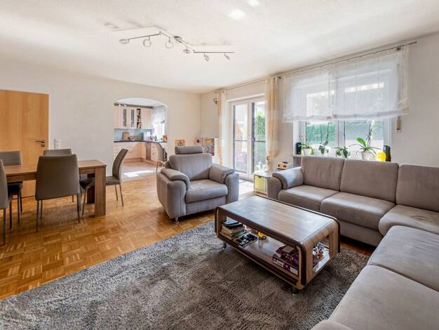 Wohnung zur Miete 1.650 € 4 Zimmer 106 m² EG Pliening 85652