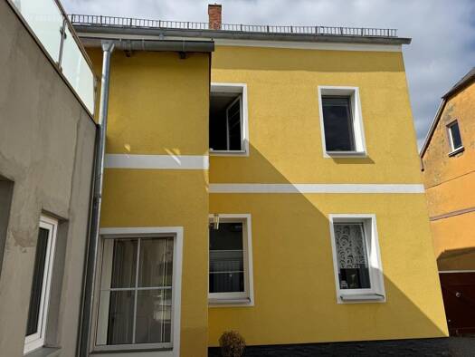 Reihenhaus zur Miete 970 € 7 Zimmer 149 m² 828 m² Grundstück frei ab 01.04.2026 Langenwolschendorf 07937