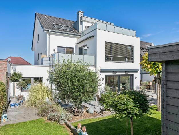 Wohnung zum Kauf 785.000 € 7 Zimmer 219 m² Holz Jüchen 41363