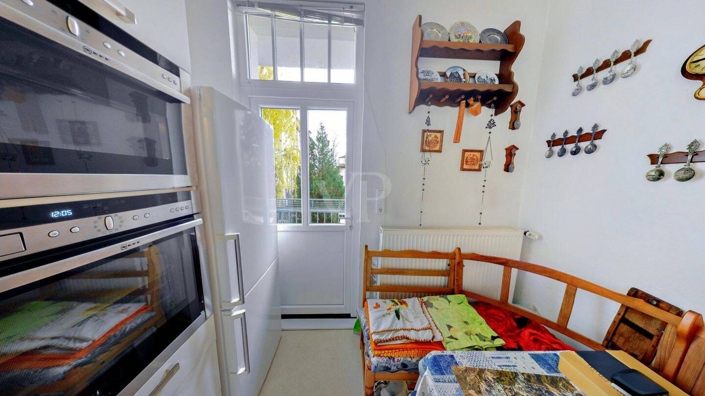 Property thumbnail 4