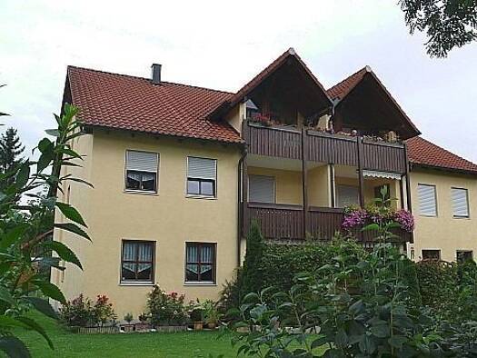 Wohnung zur Miete 880 € 3 Zimmer 86,6 m² 1. Geschoss frei ab 01.05.2026 Graslitzer Str. 30d Waldkraiburg 84478