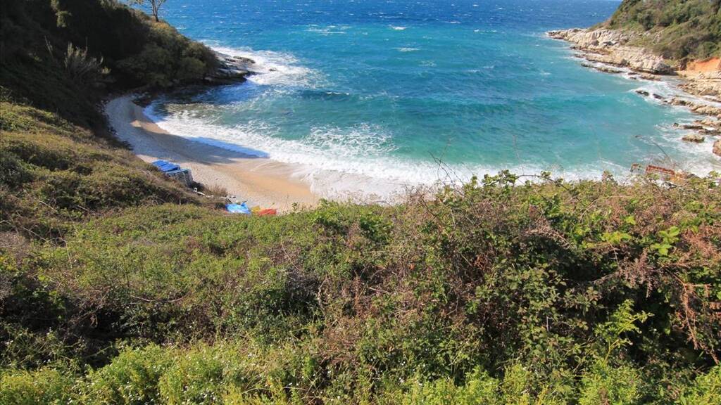 Land-/Forstwirtschaft zum Kauf 320.000 € 1.500 m² Grundstück Korfu