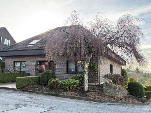 Einfamilienhaus zum Kauf 329.000 € 5 Zimmer 156 m² 600 m² Grundstück Altena 58762