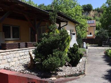 Haus zur Miete 1.300 € 4 Zimmer 102 m² 421 m² Grundstück frei ab 01.08.2025 Istein Efringen-Kirchen 79588