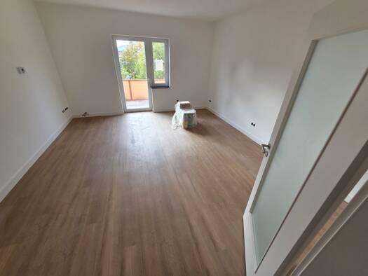 Wohnung zur Miete 1.169 € 4 Zimmer 100 m² Geschoss 3/5 frei ab 01.11.2026 West Kassel 34119