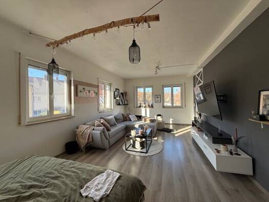 Wohnung zur Miete 850 € 3 Zimmer 84 m² 1. Geschoss frei ab 01.11.2026 Bahnhofsplatz 2 Ammerndorf 90614