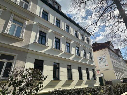 Mehrfamilienhaus zum Kauf als Kapitalanlage geeignet 1.200.000 € 1 Zimmer 468 m² 550 m² Grundstück Karl-Liebknecht-Straße 5 Markkleeberg 04416