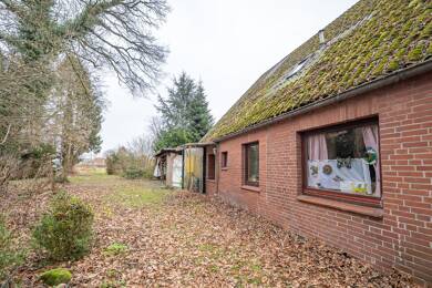 Einfamilienhaus zum Kauf 148.000 € 106 m² 2.295 m² Grundstück Basbeck Hemmoor 21745