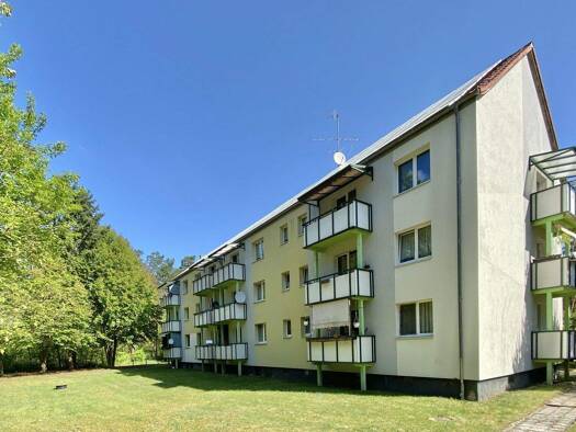 Wohnung zum Kauf provisionsfrei 99.000 € 3 Zimmer 61,7 m² 1. Geschoss Rauen 15518