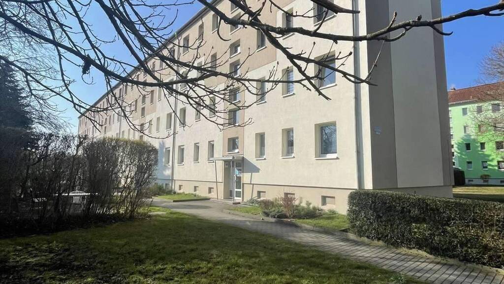 Wohnung zum Kauf 63.000 € 3 Zimmer 58 m² Regis-Breitingen 04565